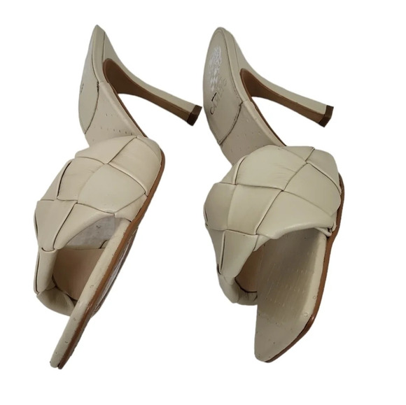 Vince Camuto Brelanie Ivory Leather Heels - Picture 6 of 7